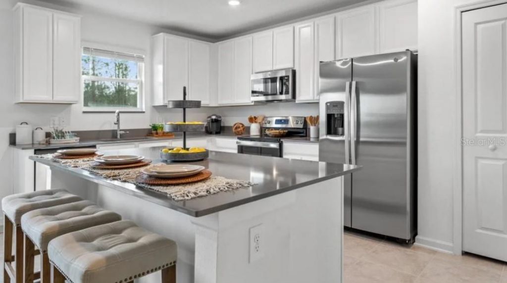 120 Adventure Avenue, Davenport, FL 33837 Photo