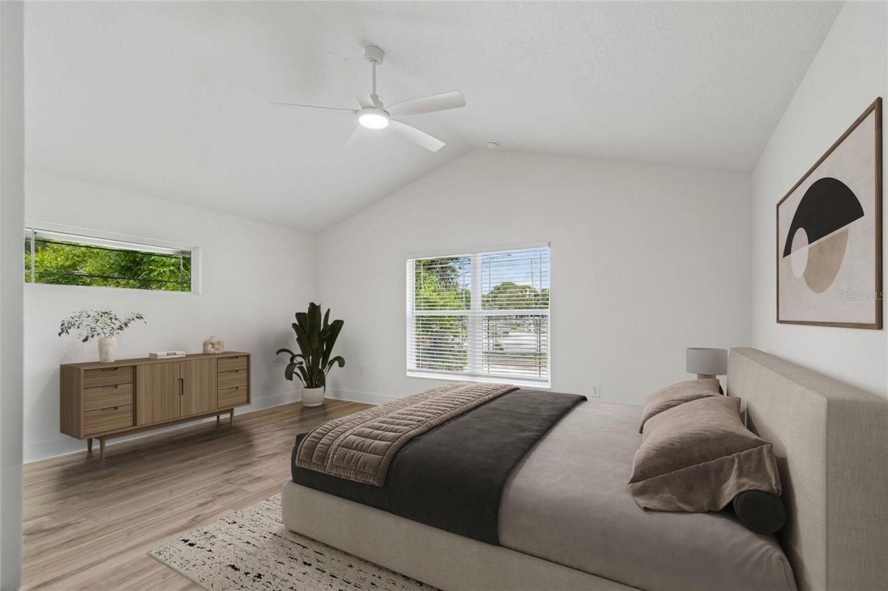 2301 Highland Street S, Saint Petersburg, FL 33705 Photo