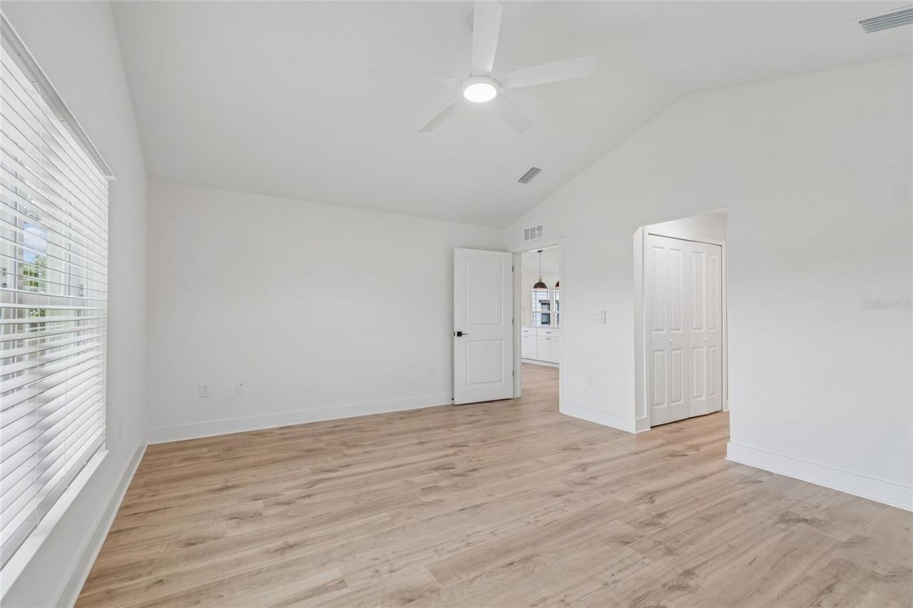 2301 Highland Street S, Saint Petersburg, FL 33705 Photo