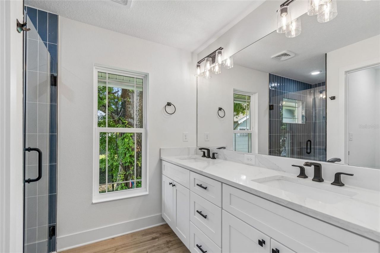 2301 Highland Street S, Saint Petersburg, FL 33705 Photo