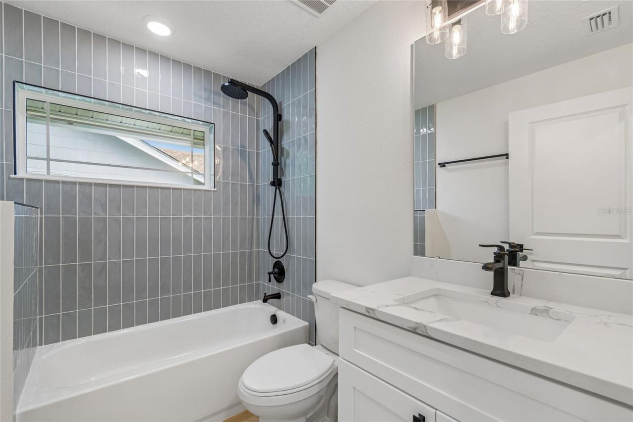 2301 Highland Street S, Saint Petersburg, FL 33705 Photo
