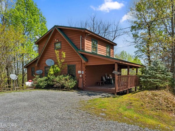 4388 Carolina Cove Way, Sevierville, TN 37863