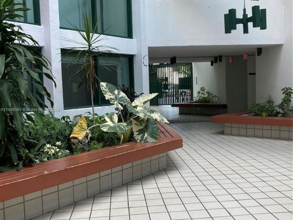 11750 SW 18th St, Unit 314-1, Miami, FL 33175