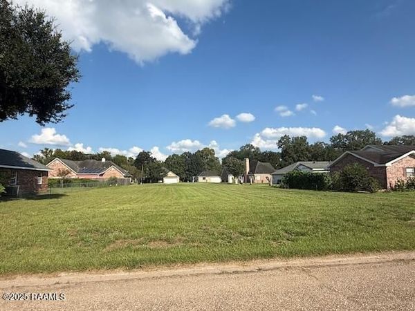 Cinnamon Lane , Opelousas, LA 70570