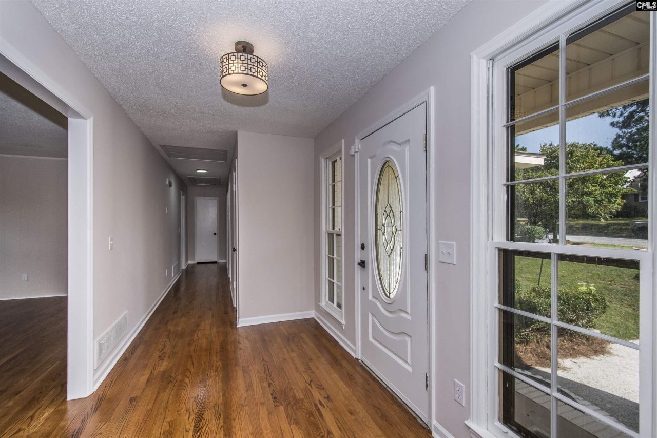 7909 Wessex Lane Photo 11