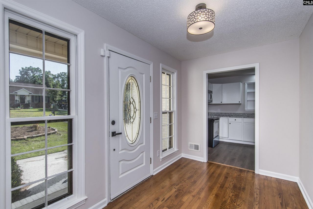 7909 Wessex Lane Photo 12