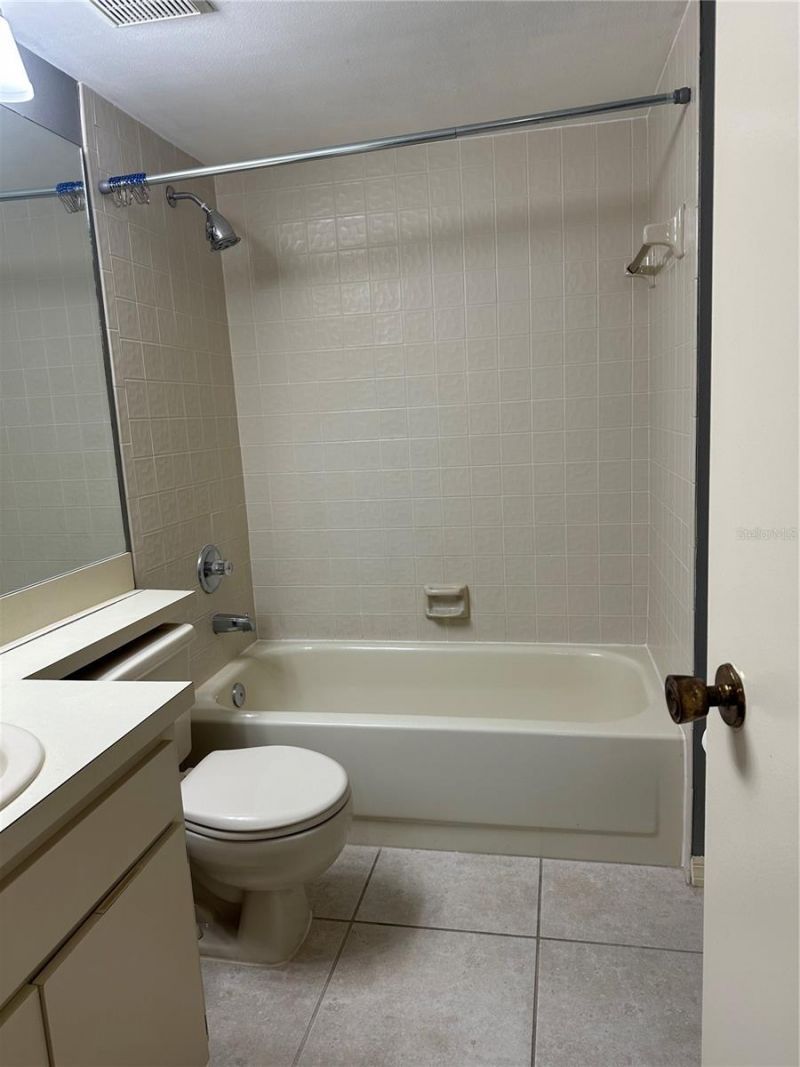 6810 Stones Throw Circle N, Unit 13203, Saint Petersburg, FL 33710 Photo