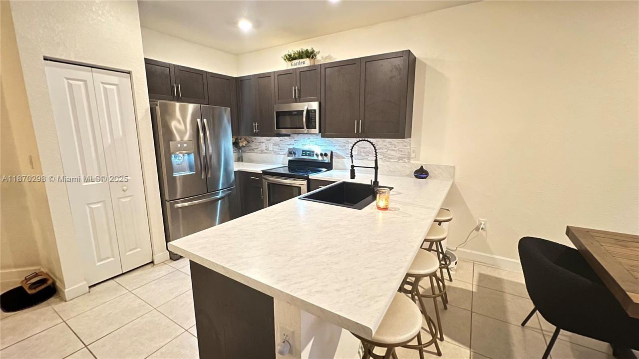 2649 SE 12th St, Homestead, FL 33035 Photo