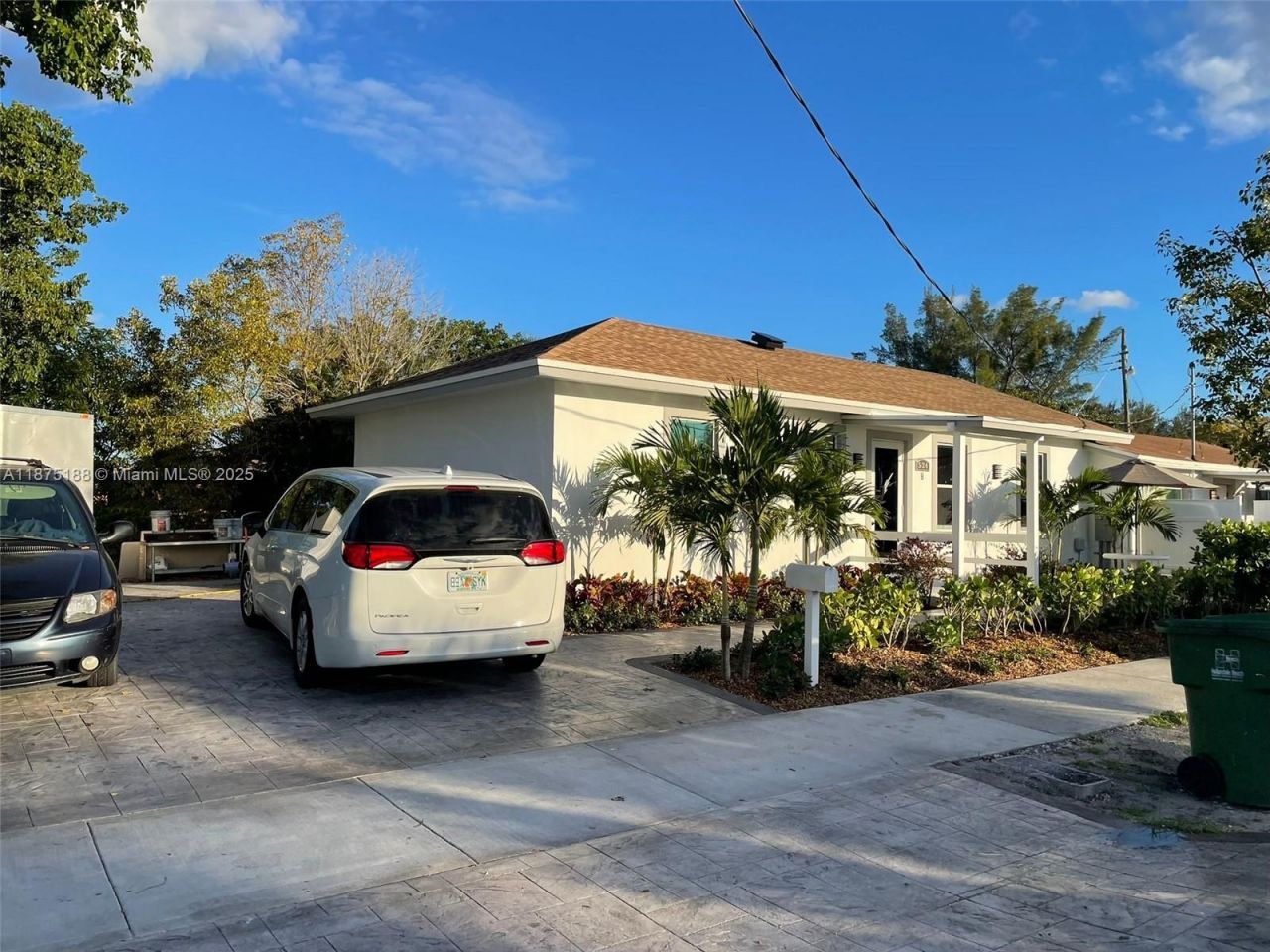 524 NW 10th, Hallandale Beach, FL 33009 Photo