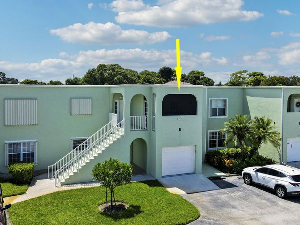 2129 SE Wild Meadow Circle, Port Saint Lucie, FL 34952