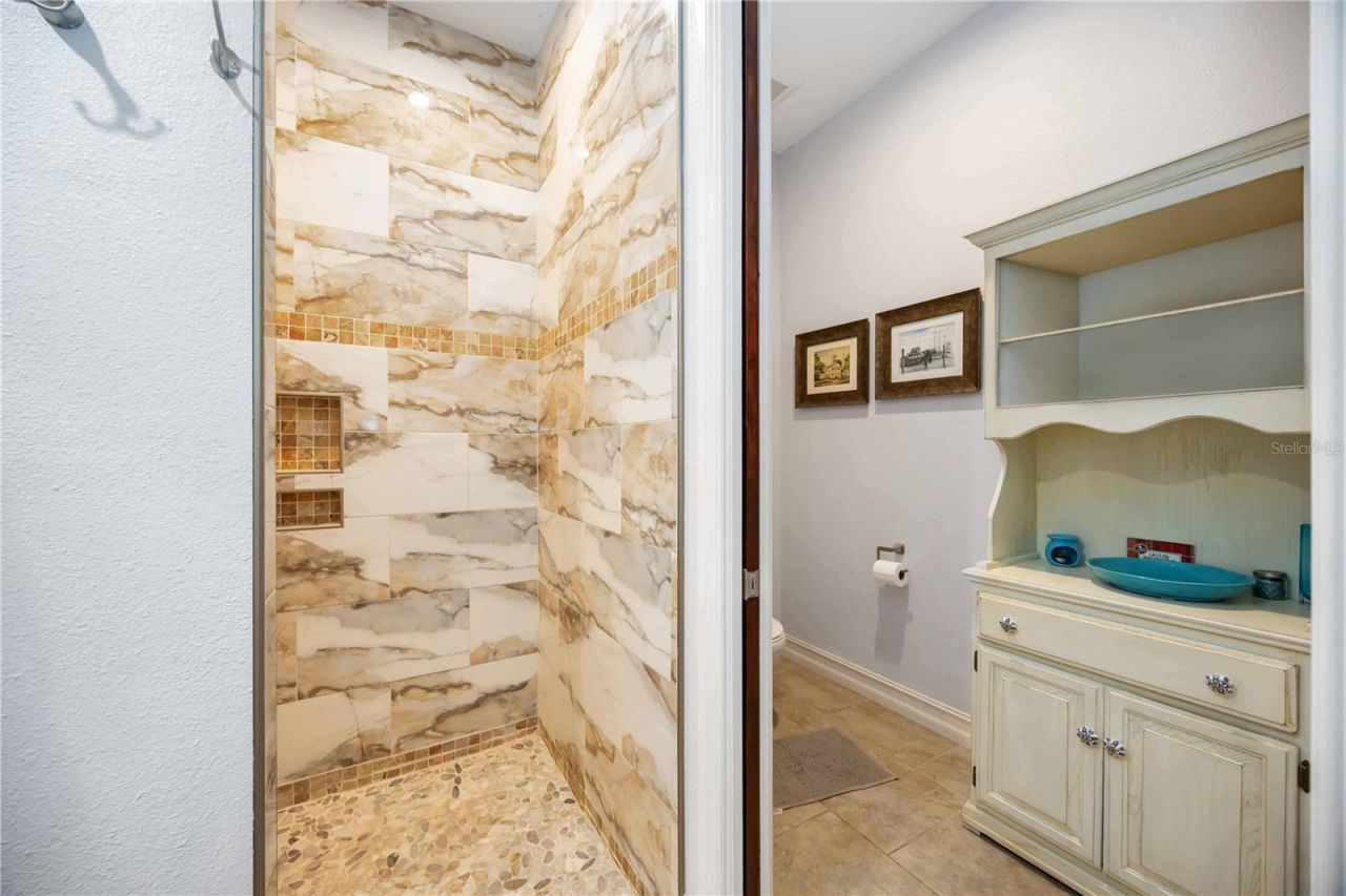 3674 Roslyn Road, Venice, FL 34293 Photo