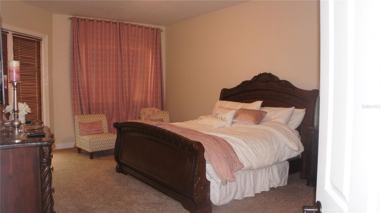 7407 Park Springs Circle, Orlando, FL 32835 Photo