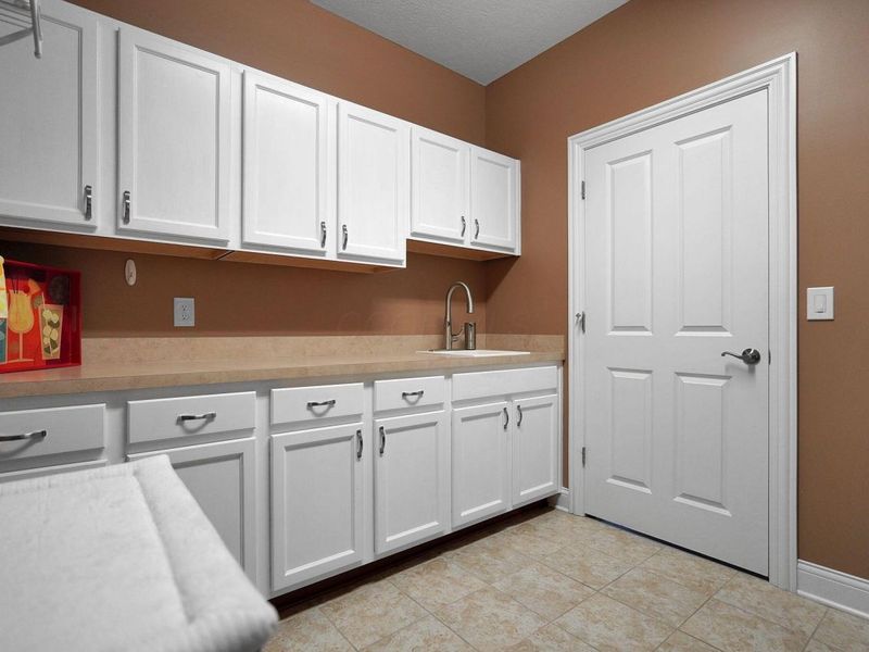 8268 Coppertop Lane, Lewis Center, OH 43035 Photo 21