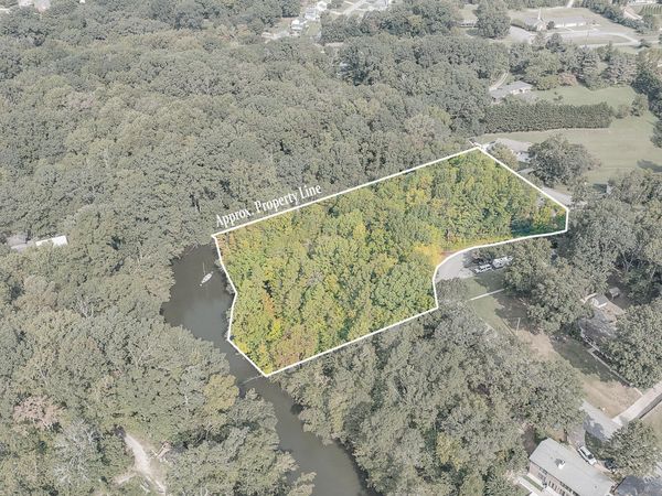 9824 Waterside Way, Soddy Daisy, TN 37379