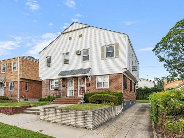 61-31 182nd Street, Fresh Meadows, NY 11365