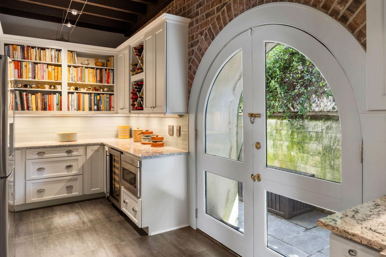 15 N Adgers Wharf Photo 11