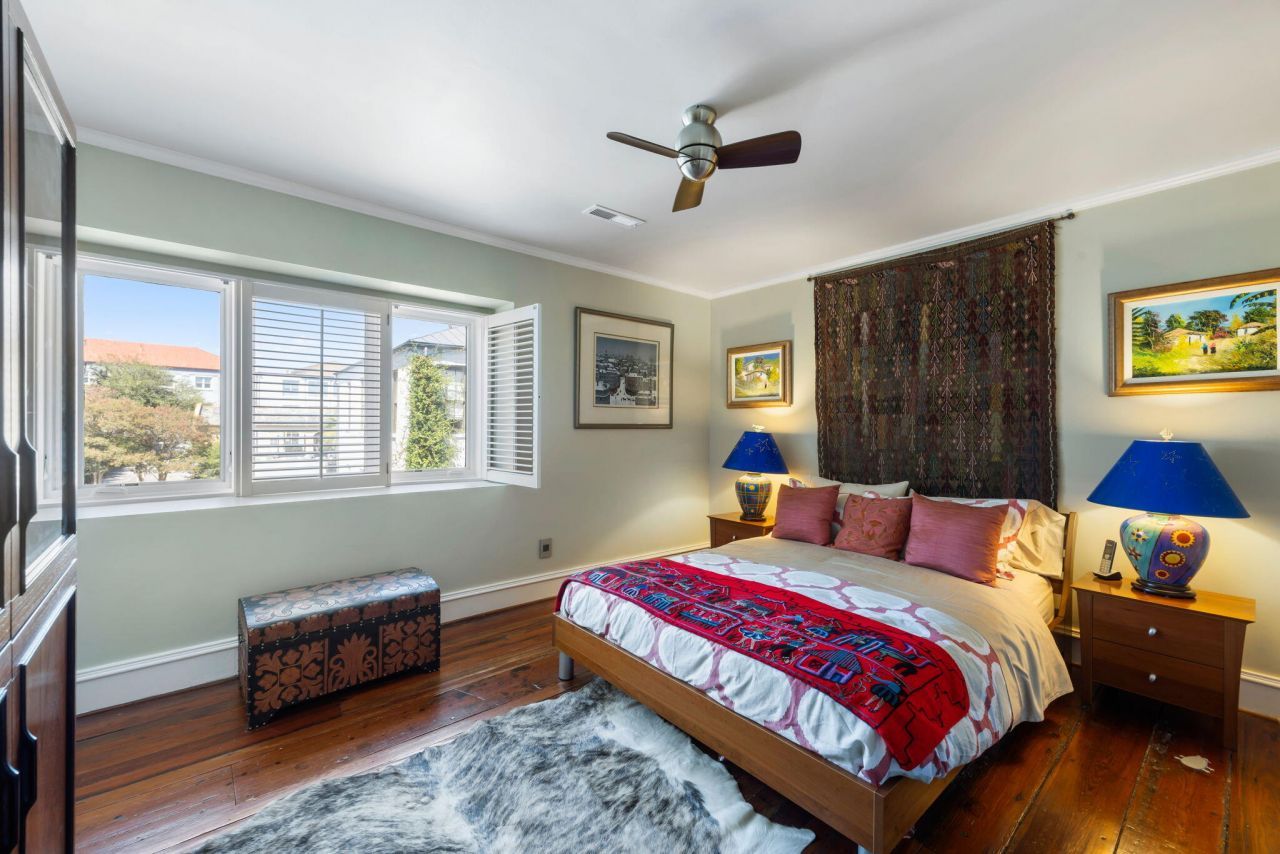 15 N Adgers Wharf Photo 18