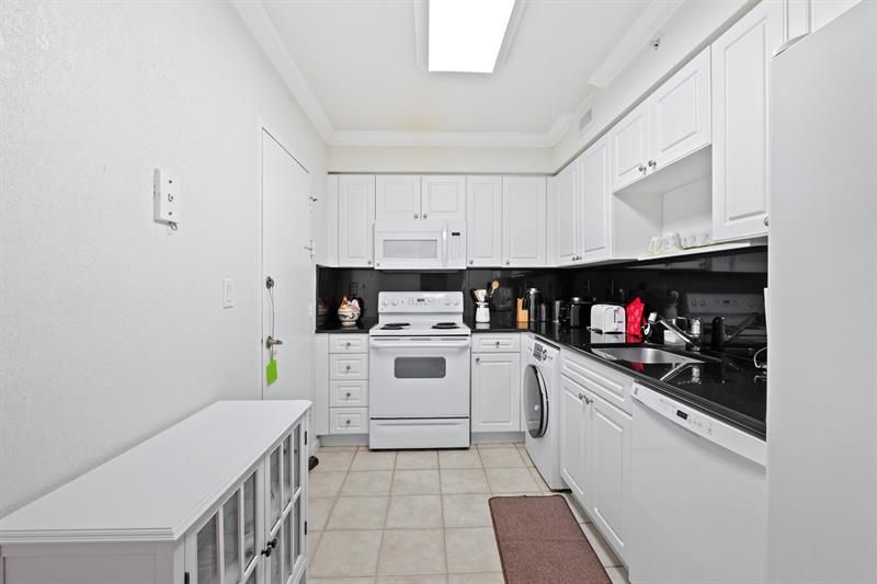 2501 S Ocean Drive, Unit 1428, Hollywood, FL 33019 Photo