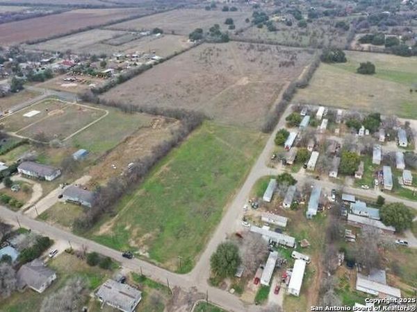 0 Ave P & 11th, Hondo, TX 78861