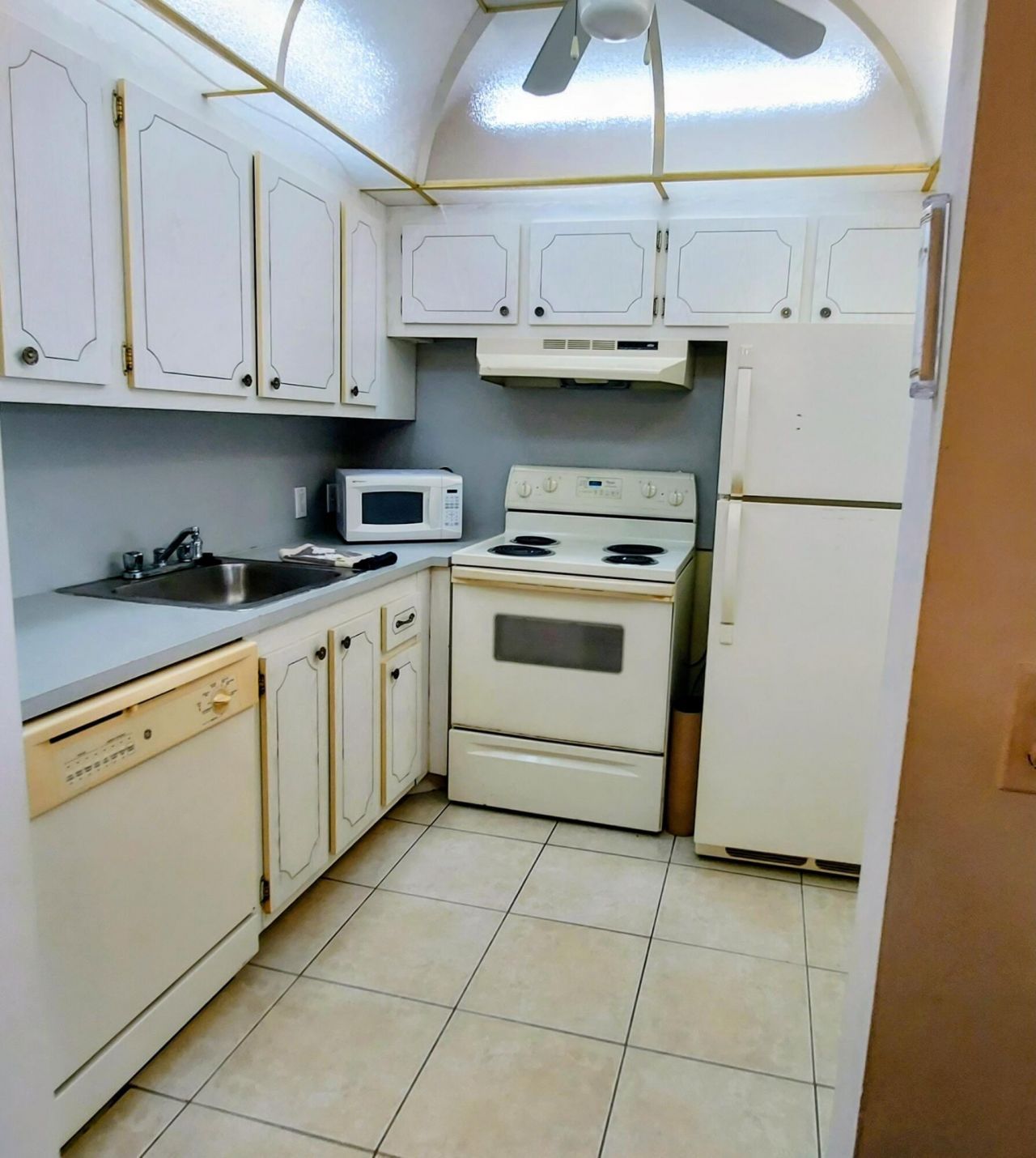 160 Preston D, Unit 160, Boca Raton, FL 33434 Photo