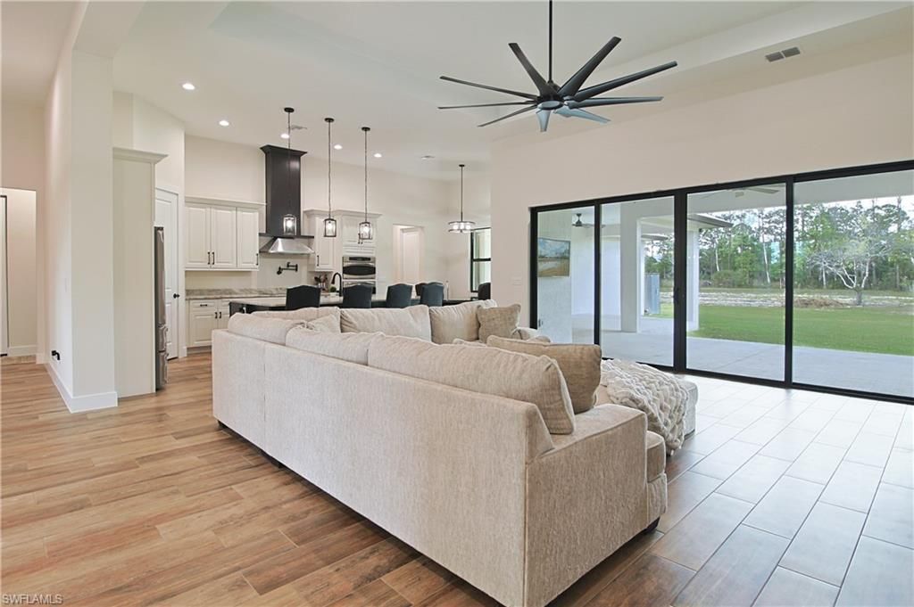 19401 Witts End, Alva, FL 33920 Photo