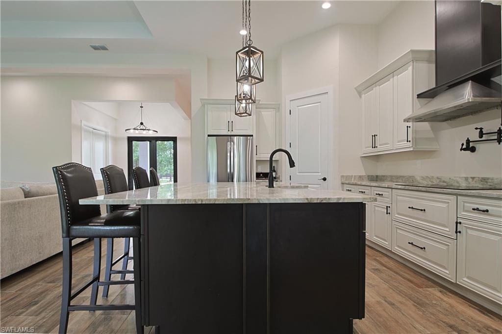 19401 Witts End, Alva, FL 33920 Photo