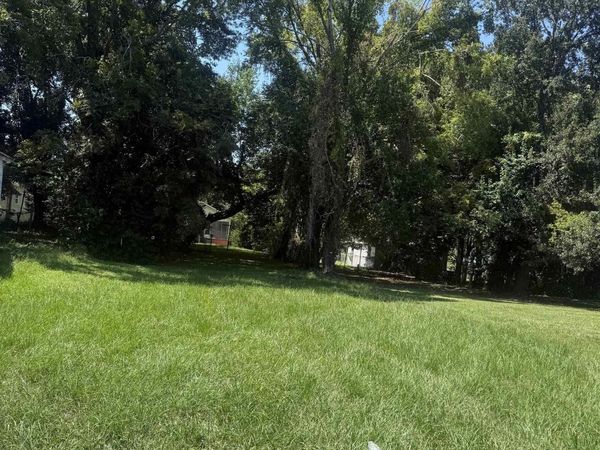 818 Peach St, Baton Rouge, LA 70810