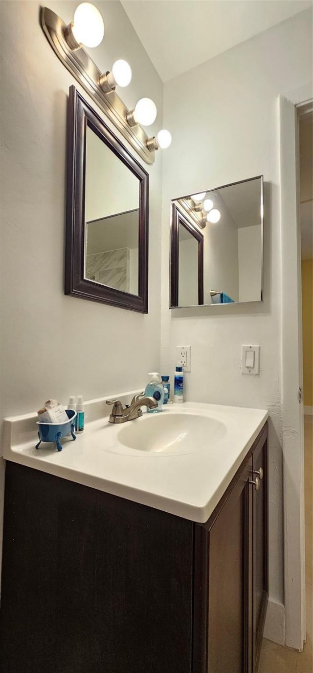 1881 NW 96th Terrace, Unit 7F, Pembroke Pines, FL 33024 Photo