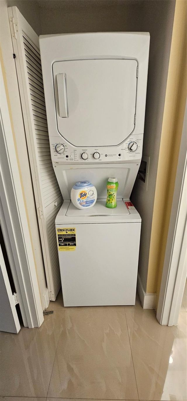 1881 NW 96th Terrace, Unit 7F, Pembroke Pines, FL 33024 Photo