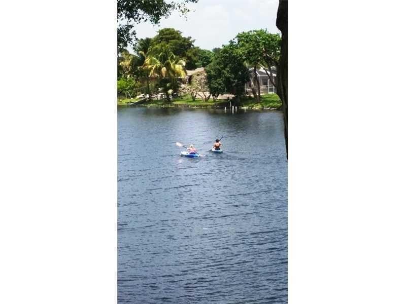 1881 NW 96th Terrace, Unit 7F, Pembroke Pines, FL 33024 Photo