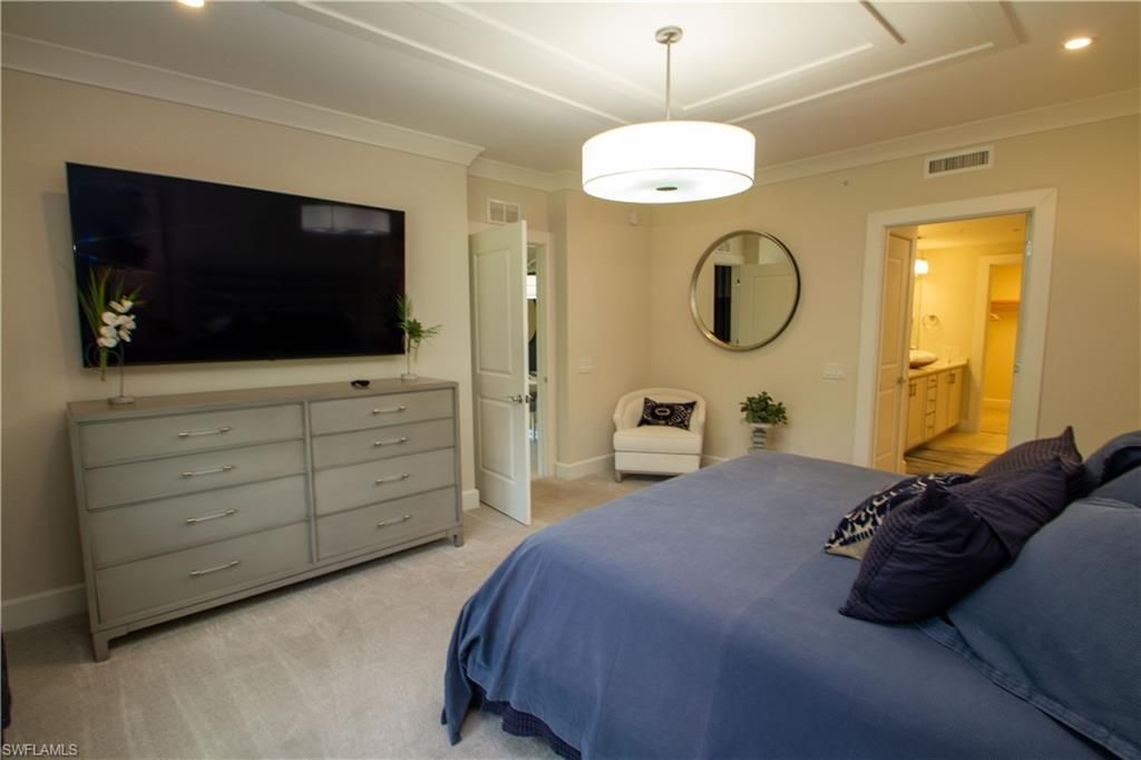 172 Indies Dr E, Unit 8-102, Naples, FL 34114 Photo