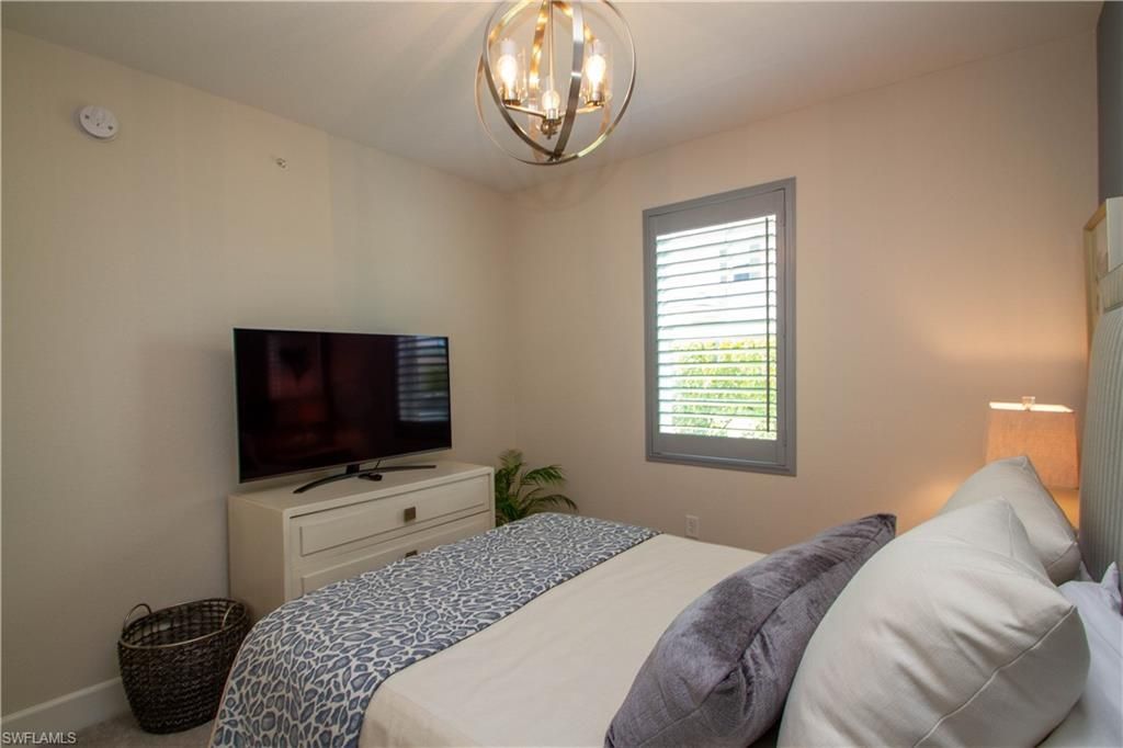 172 Indies Dr E, Unit 8-102, Naples, FL 34114 Photo