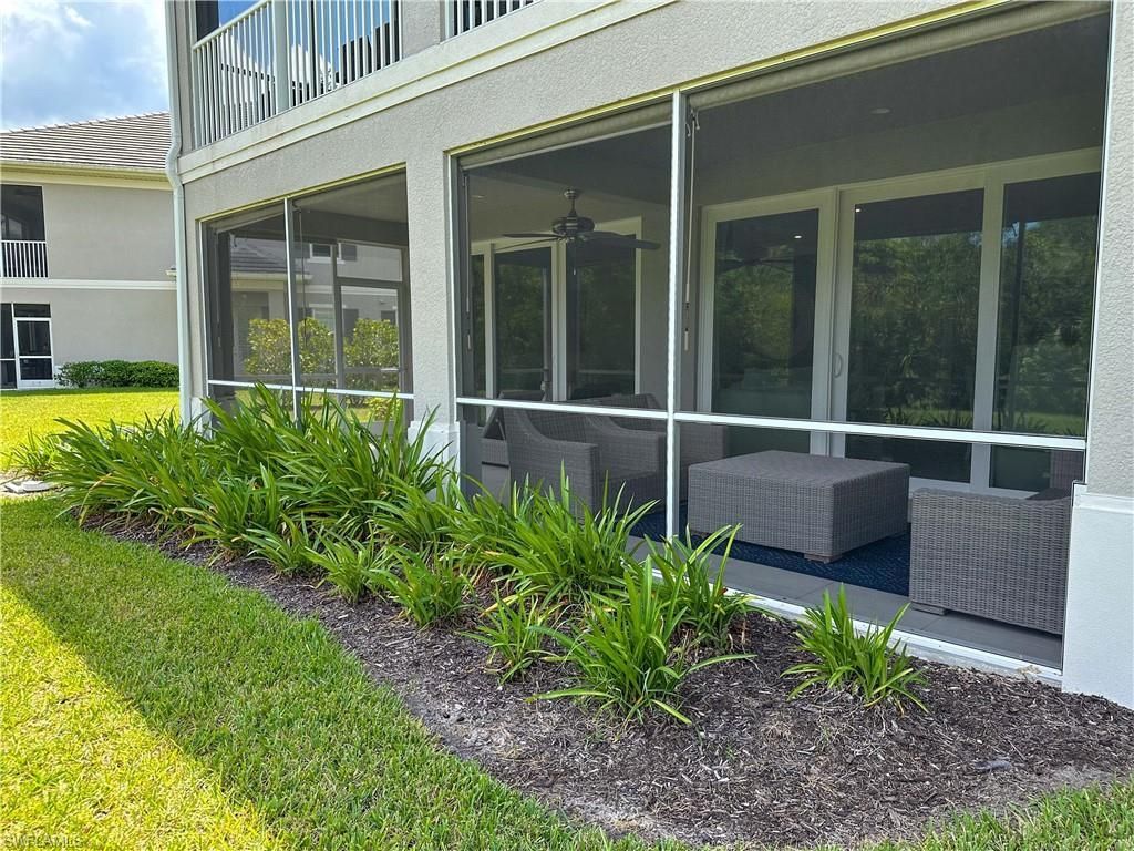 172 Indies Dr E, Unit 8-102, Naples, FL 34114 Photo