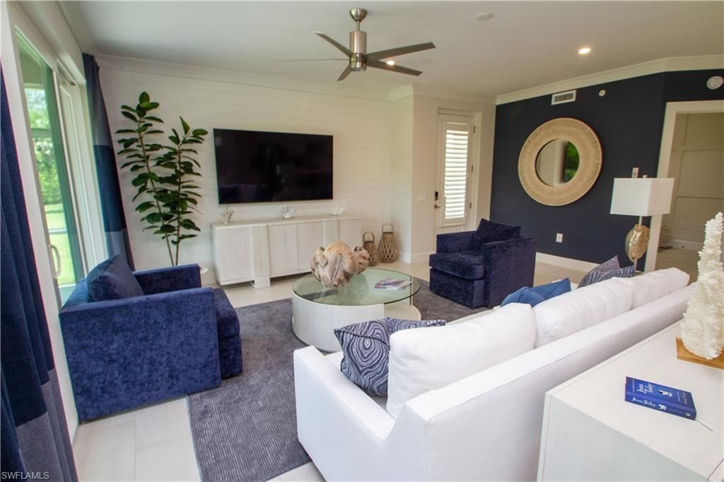 172 Indies Dr E, Unit 8-102, Naples, FL 34114 Photo