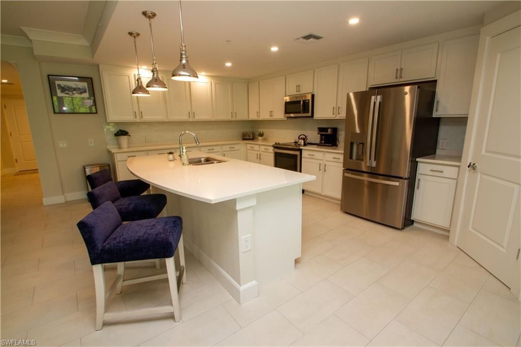 172 Indies Dr E, Unit 8-102, Naples, FL 34114 Photo