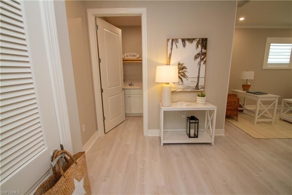 251 Indies Dr E, Unit 202, Naples, FL 34114 Photo