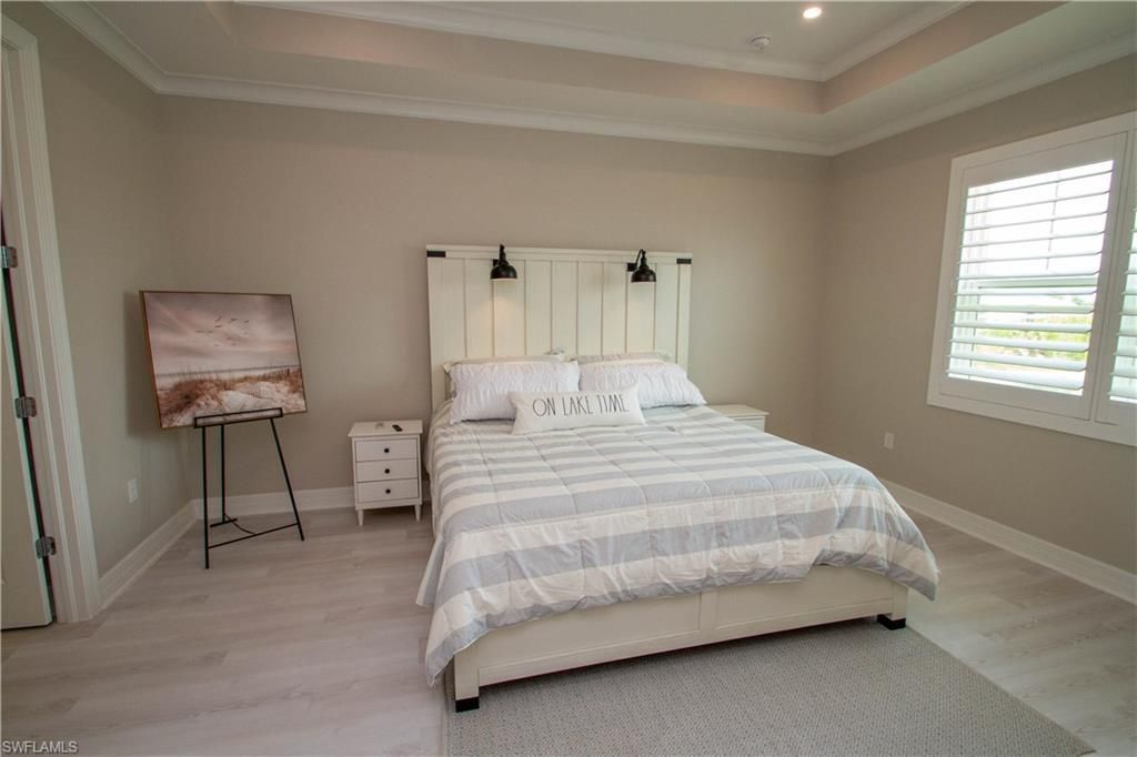 251 Indies Dr E, Unit 202, Naples, FL 34114 Photo