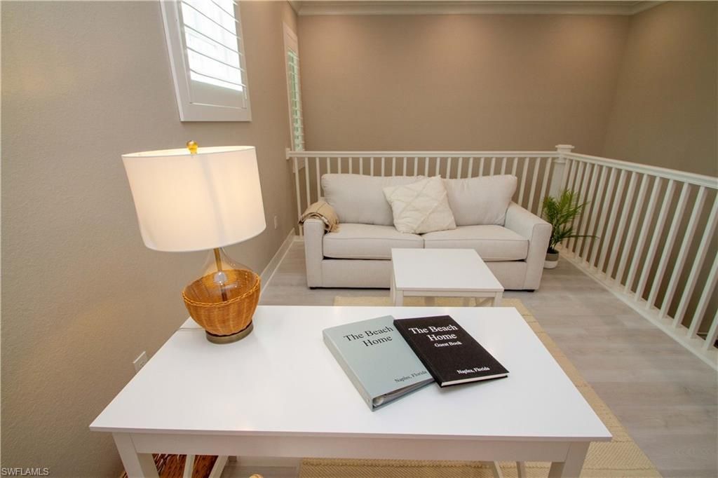 251 Indies Dr E, Unit 202, Naples, FL 34114 Photo