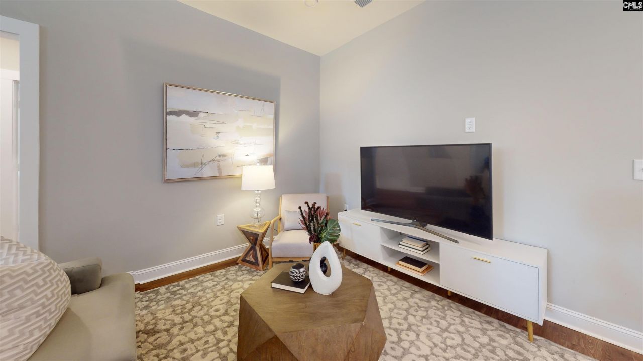 2218 Rosewood Drive Photo 11