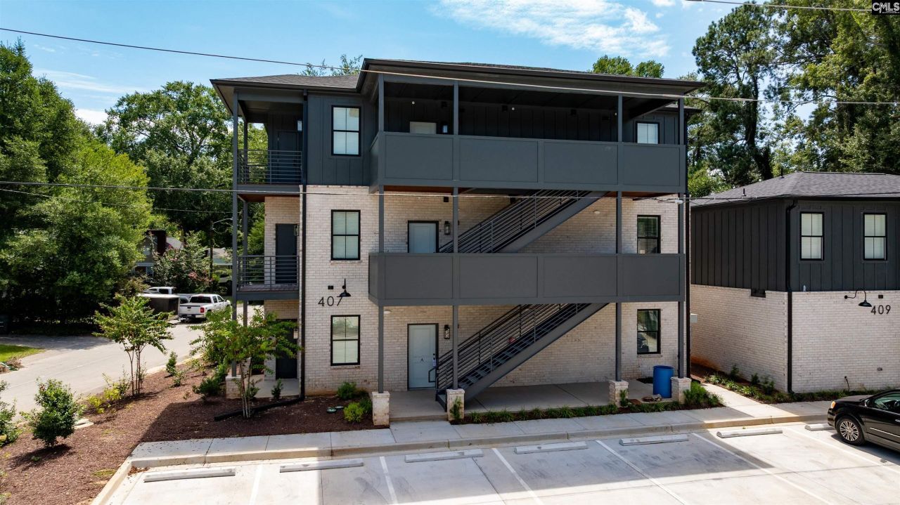 2218 Rosewood Drive Photo 5