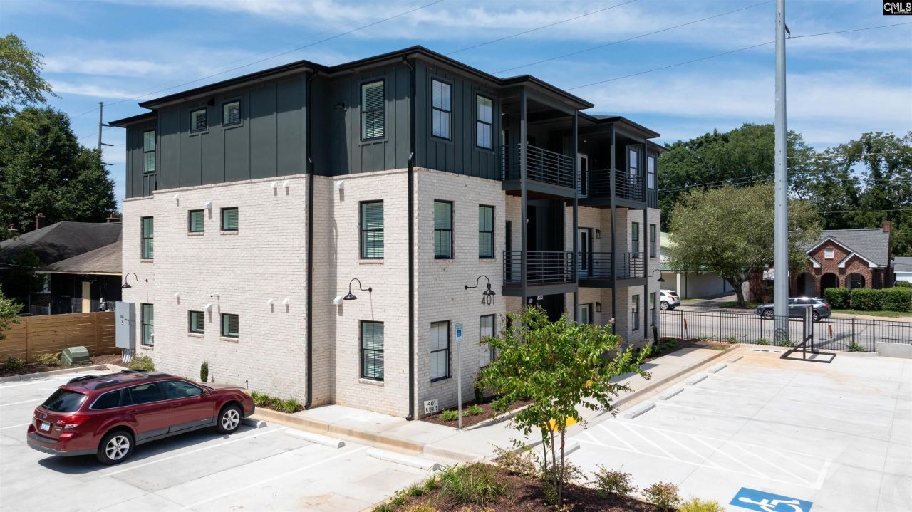 2218 Rosewood Drive Photo 6