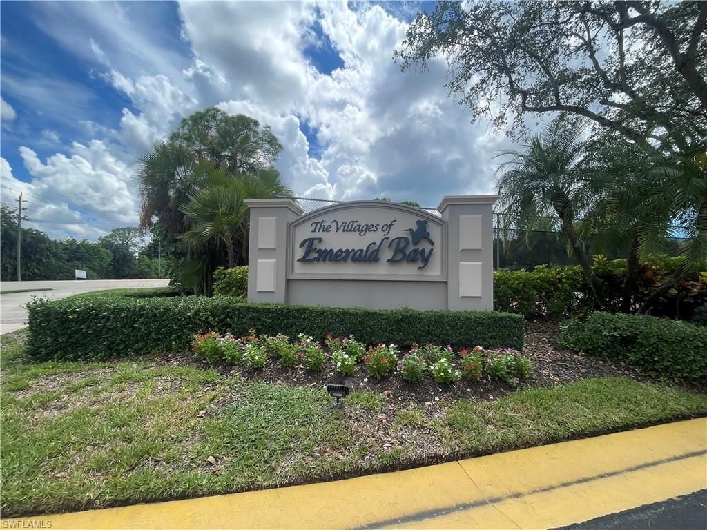 341 Emerald Bay Cir, Unit T5, Naples, FL 34110 Photo