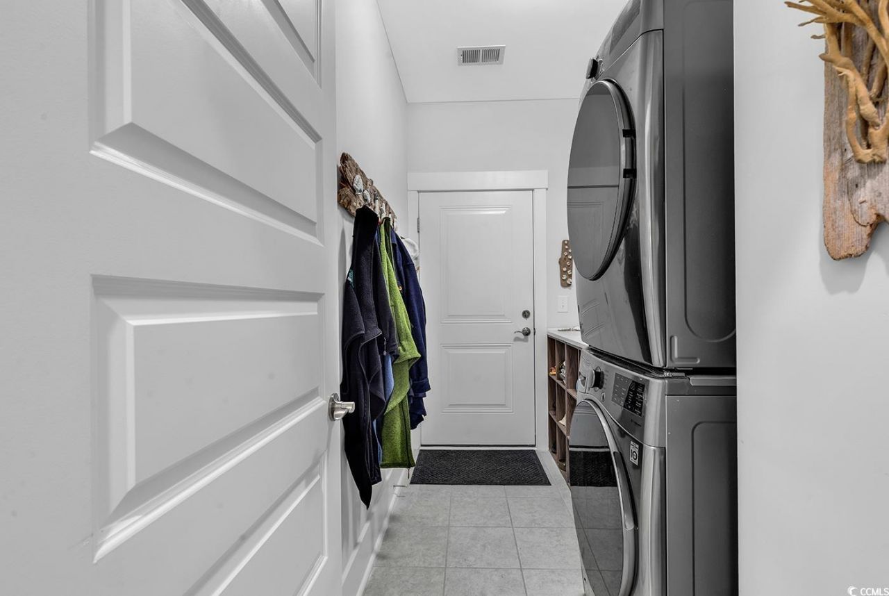 6013 Tramonto St. Photo 8