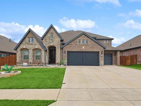 1945 Snowball Lane, Glenn Heights, TX 75154