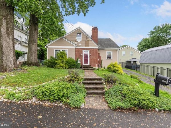 2411 PARIS AVENUE, FEASTERVILLE TREVOSE, PA 19053