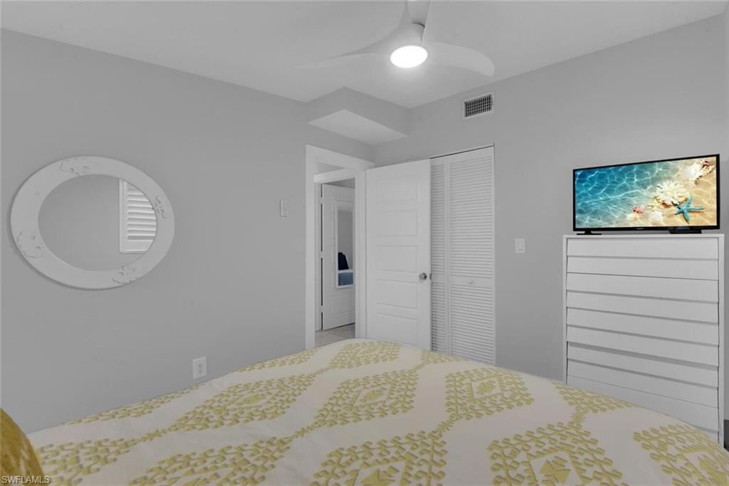 2048 Harbor Ln, Naples, FL 34104 Photo