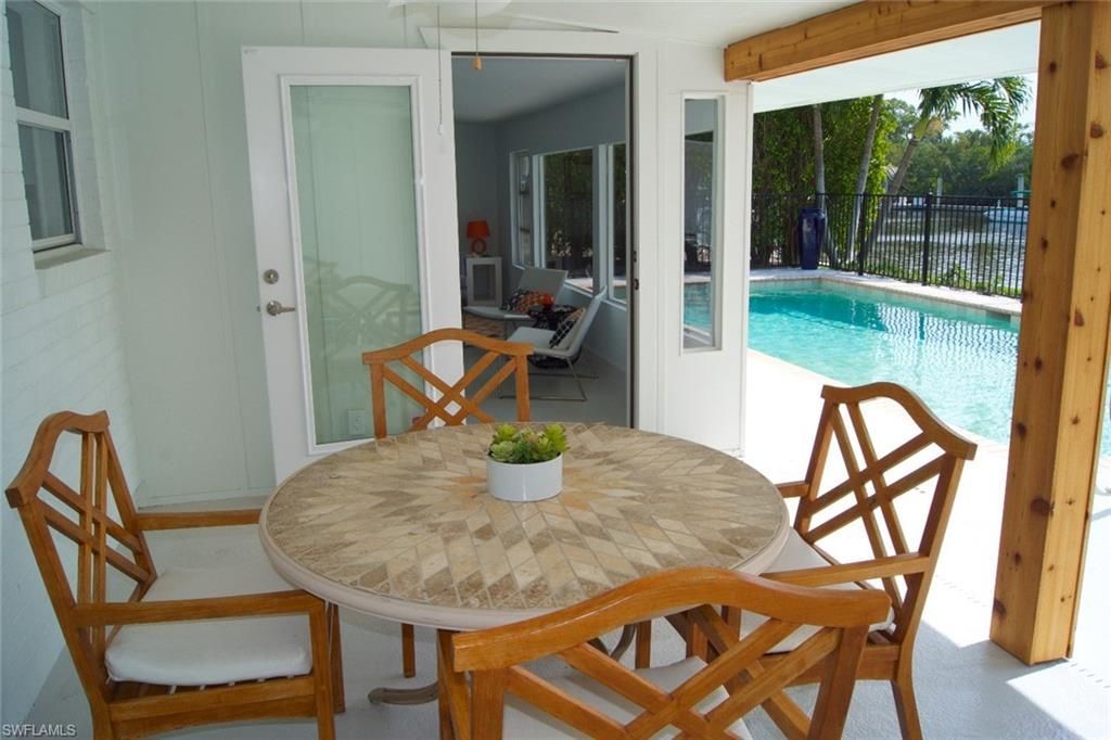 2048 Harbor Ln, Naples, FL 34104 Photo