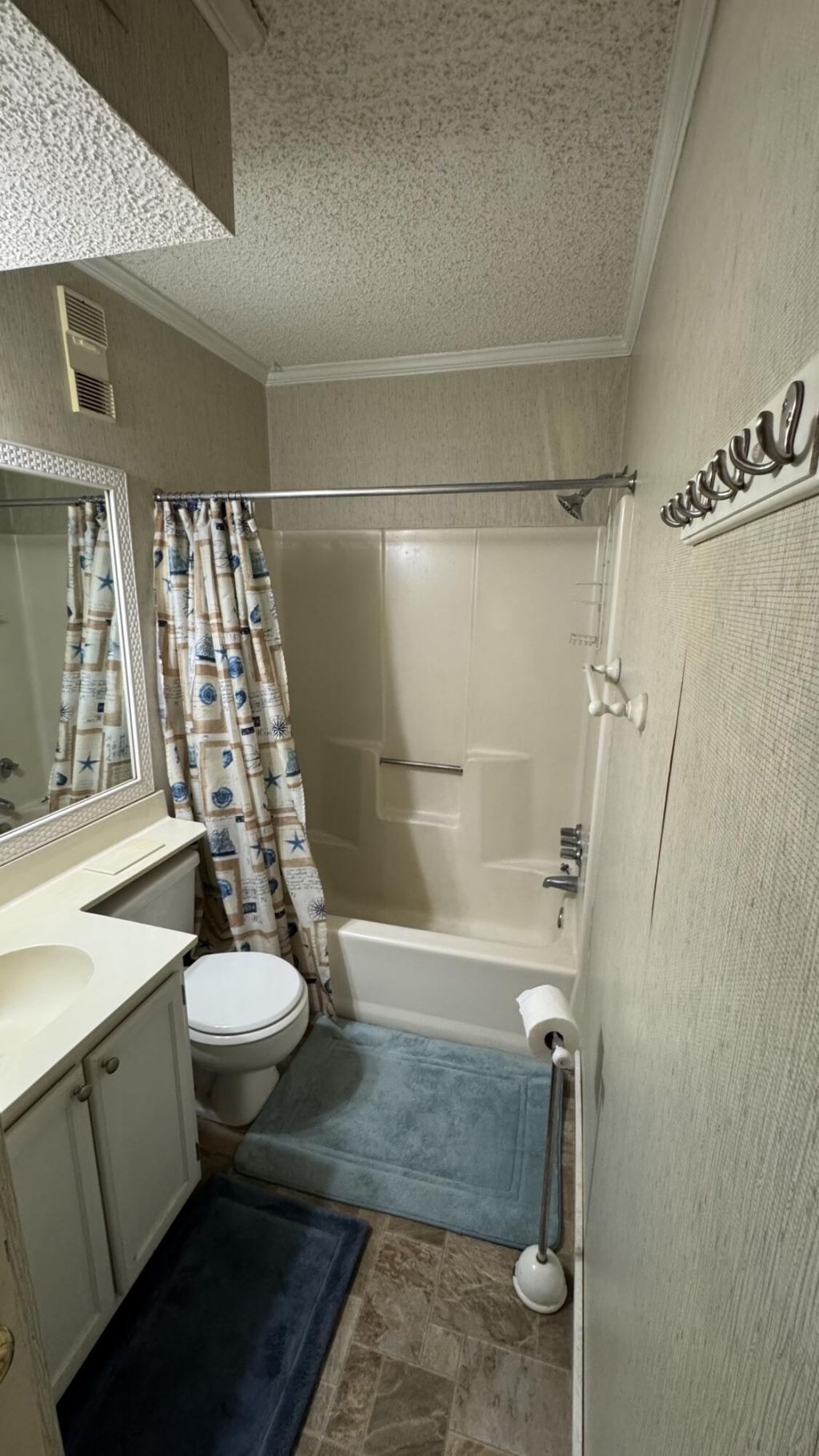 1203 Cypress Pointe Photo 7