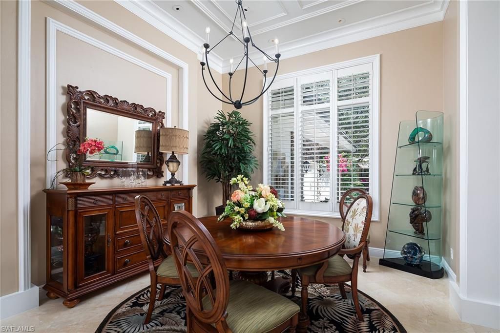 980 Barcarmil Way, Naples, FL 34110 Photo