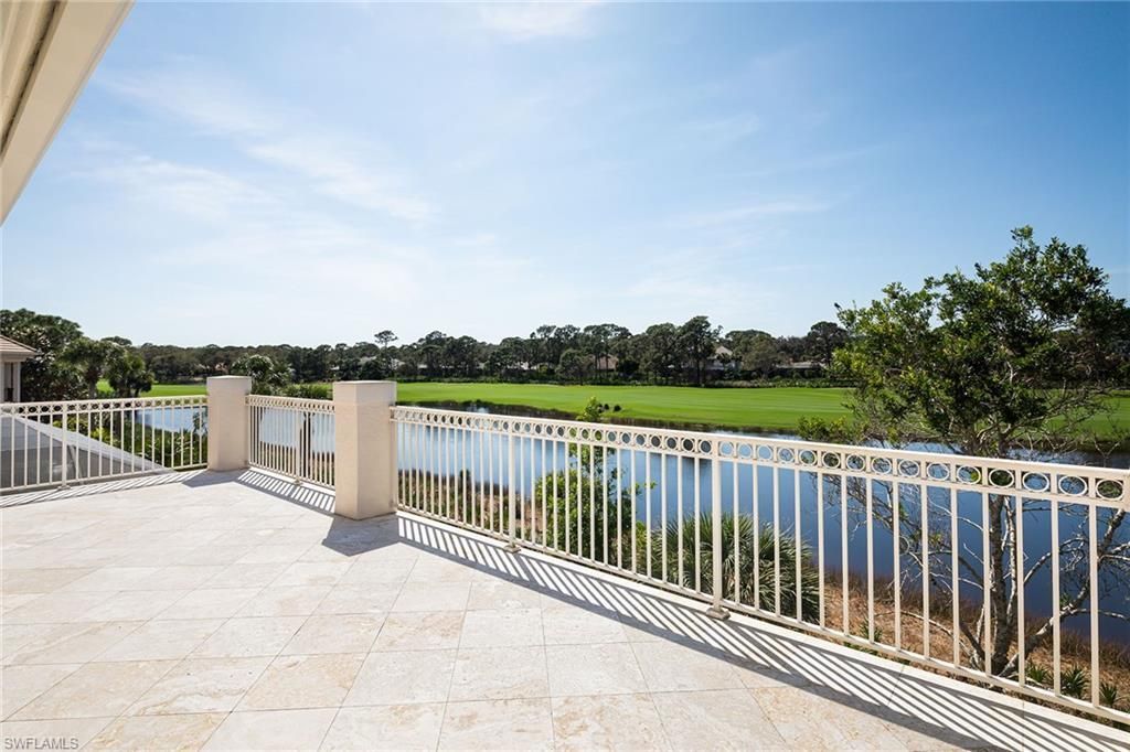980 Barcarmil Way, Naples, FL 34110 Photo